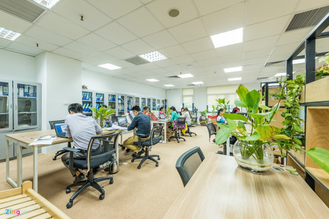 Ngắm không gian văn phòng làm việc xanh mướt ở Lò Đúc, Hà Nội