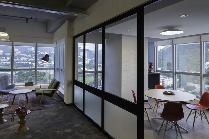 Thiết kế văn phòng Hà Nội, tạo không gian thoải mái, giảm căng thẳng nơi làm việc